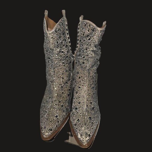 Jessica Simpson Shoes - Jessica Simpson sparkle fancy cowboy boots size 8.5
